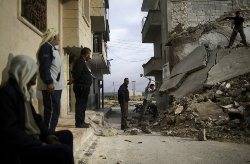 Syrian forces accused of using Scud missiles
