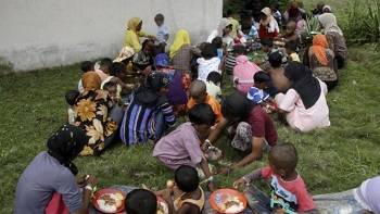 Indonesia urges int. community to aid migrants