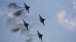 NATO warns Russia after jet strays into Turkey