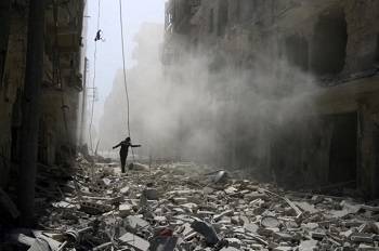 Aleppo civilians pay the price as bombardment continues