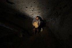 Israel harms Palestinian economy: report 