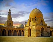 مآذن وأساطين.. مسجد أحمد بن طولون 