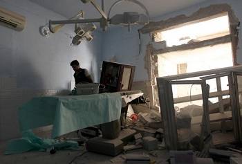 Syrian regime forces hit hospitals in Aleppo