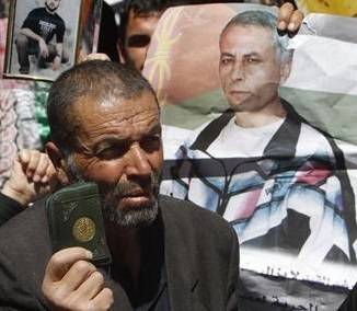 How Israel denies rights to Palestinian prisoners