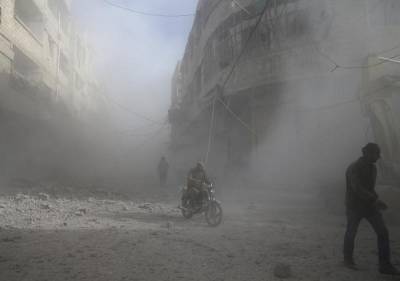 Regime air raids intensify in Syria