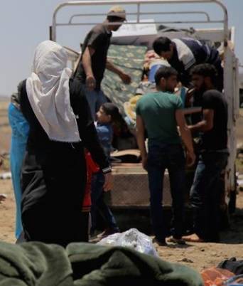 Regime assault on Syria’s Daraa triggers mass migration