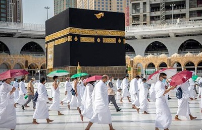  Mengerjakan Haji Adalah Kewajiban Manusia Terhadap Allah