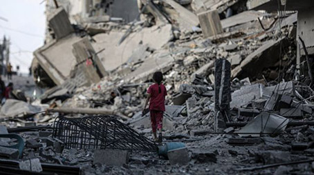  الحرب في غزة.. هل للقانون الإنساني من معنى؟