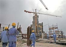 Asian Workers Riot in Dubai