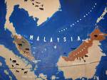  Fatal floods strike south Malaysia