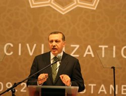 Turkish PM: Islamophobia should be a crime of humanity