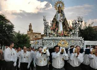 Participar de las festividades religiosas de los incrédulos