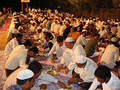 Modales islámicos en la mesa